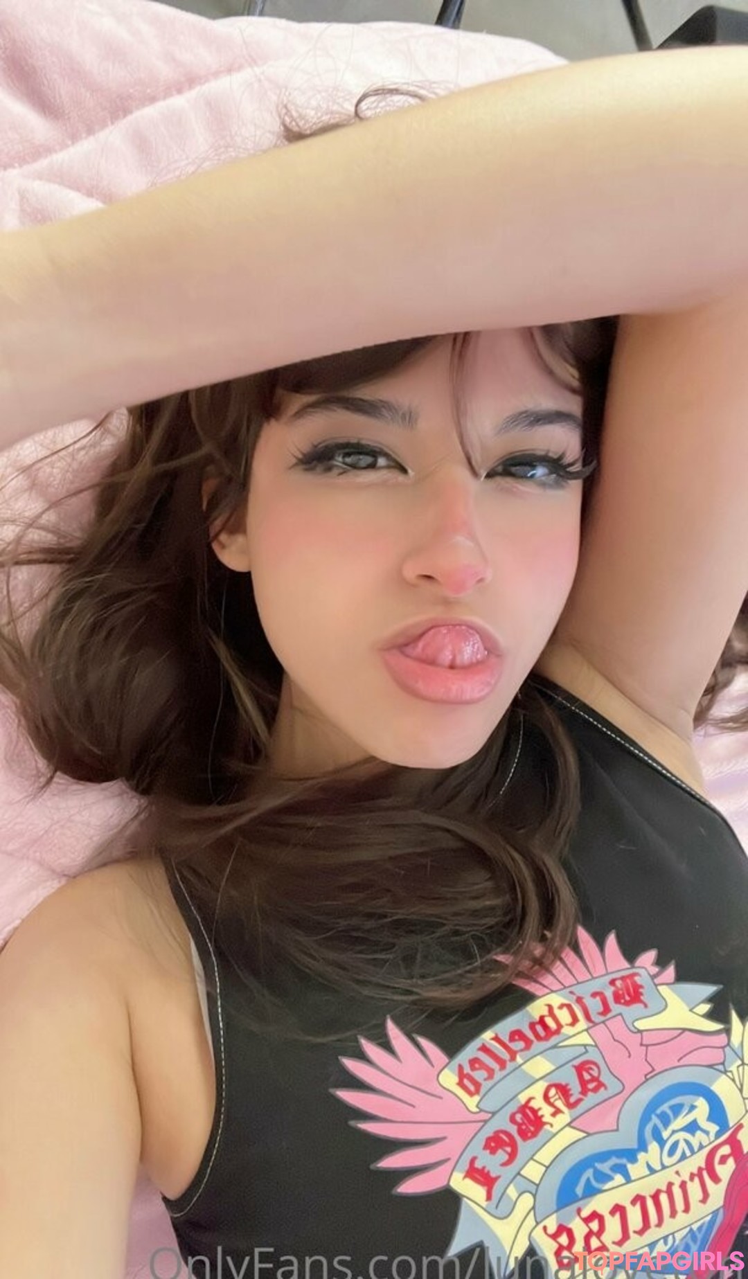 Foto desnuda filtrada de OnlyFans de Lunaloveton #58 Foto desnuda filtrada de OnlyFans de Lunaloveton #58