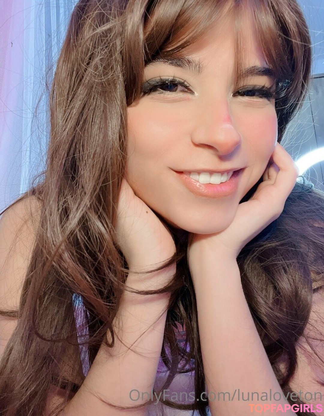 Foto desnuda filtrada de OnlyFans de Lunaloveton #74 Foto desnuda filtrada de OnlyFans de Lunaloveton #74