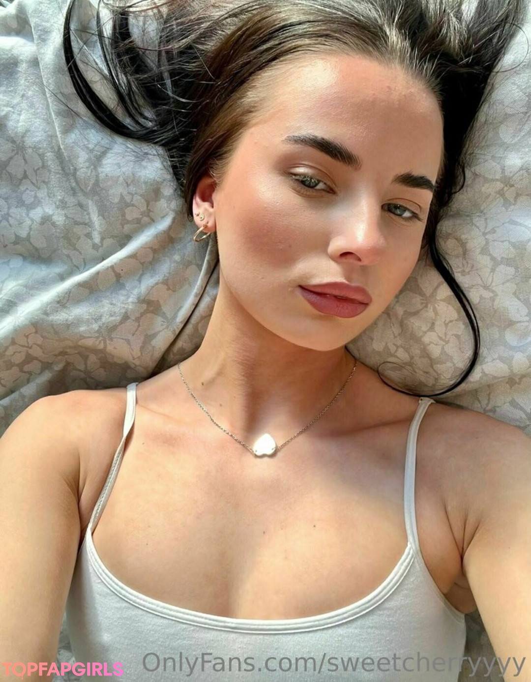 Foto desnuda filtrada de OnlyFans de Sweetcherryyyy #28 Foto desnuda filtrada de OnlyFans de Sweetcherryyyy #28