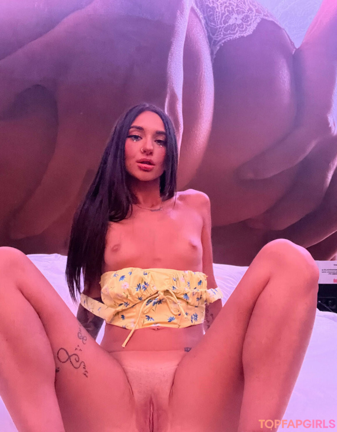 Foto desnuda filtrada de OnlyFans de Jesicaburton #354 Foto desnuda filtrada de OnlyFans de Jesicaburton #354