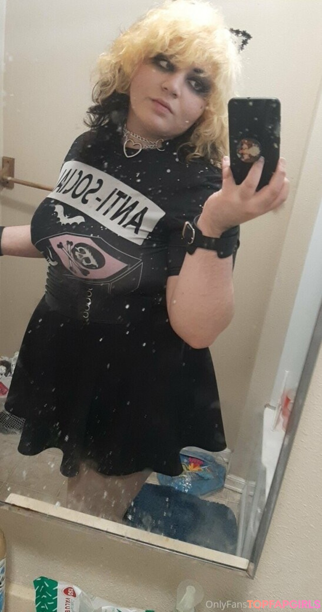 Foto desnuda filtrada de OnlyFans de Amylovotomy #46 Foto desnuda filtrada de OnlyFans de Amylovotomy #46