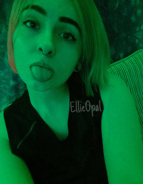 Ellieopalfree