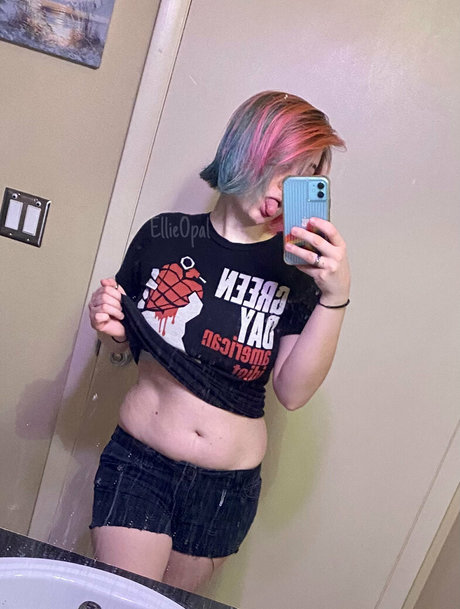 Ellieopalfree