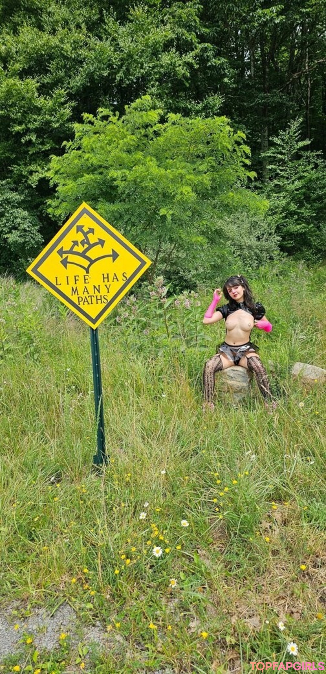 Foto desnuda filtrada de OnlyFans de Emostonergorl #467 Foto desnuda filtrada de OnlyFans de Emostonergorl #467