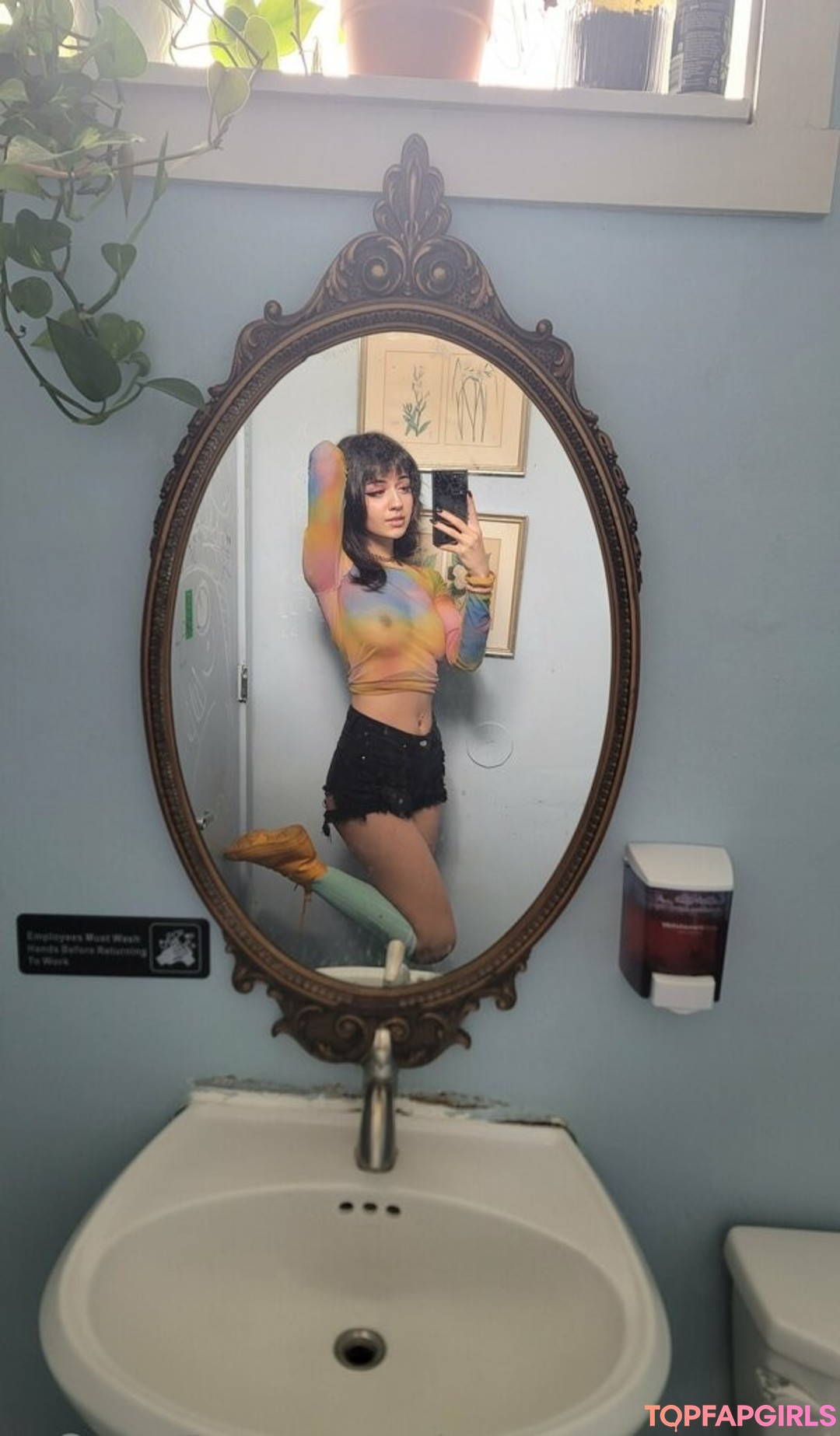 Foto desnuda filtrada de OnlyFans de Emostonergorl #72 Foto desnuda filtrada de OnlyFans de Emostonergorl #72