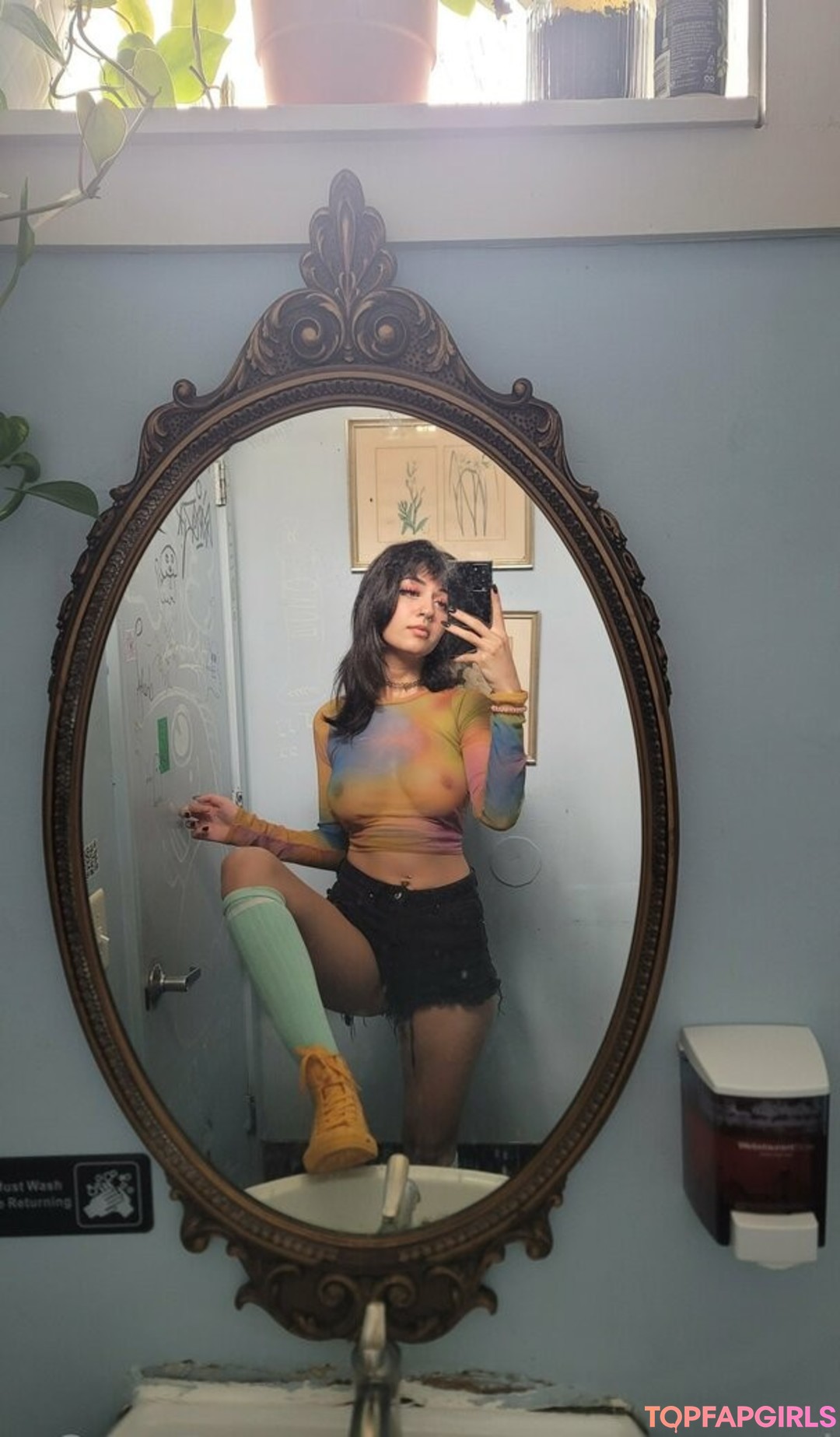 Foto desnuda filtrada de OnlyFans de Emostonergorl #73 Foto desnuda filtrada de OnlyFans de Emostonergorl #73