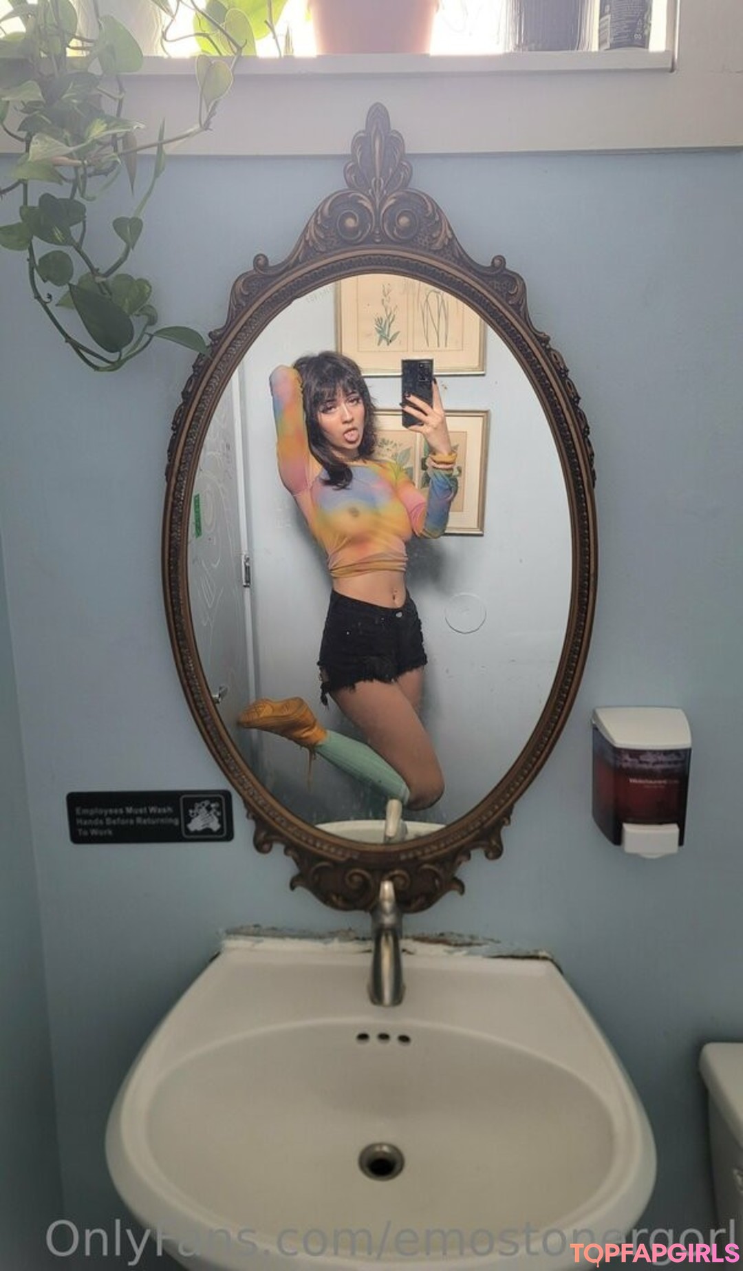 Foto desnuda filtrada de OnlyFans de Emostonergorl #77 Foto desnuda filtrada de OnlyFans de Emostonergorl #77