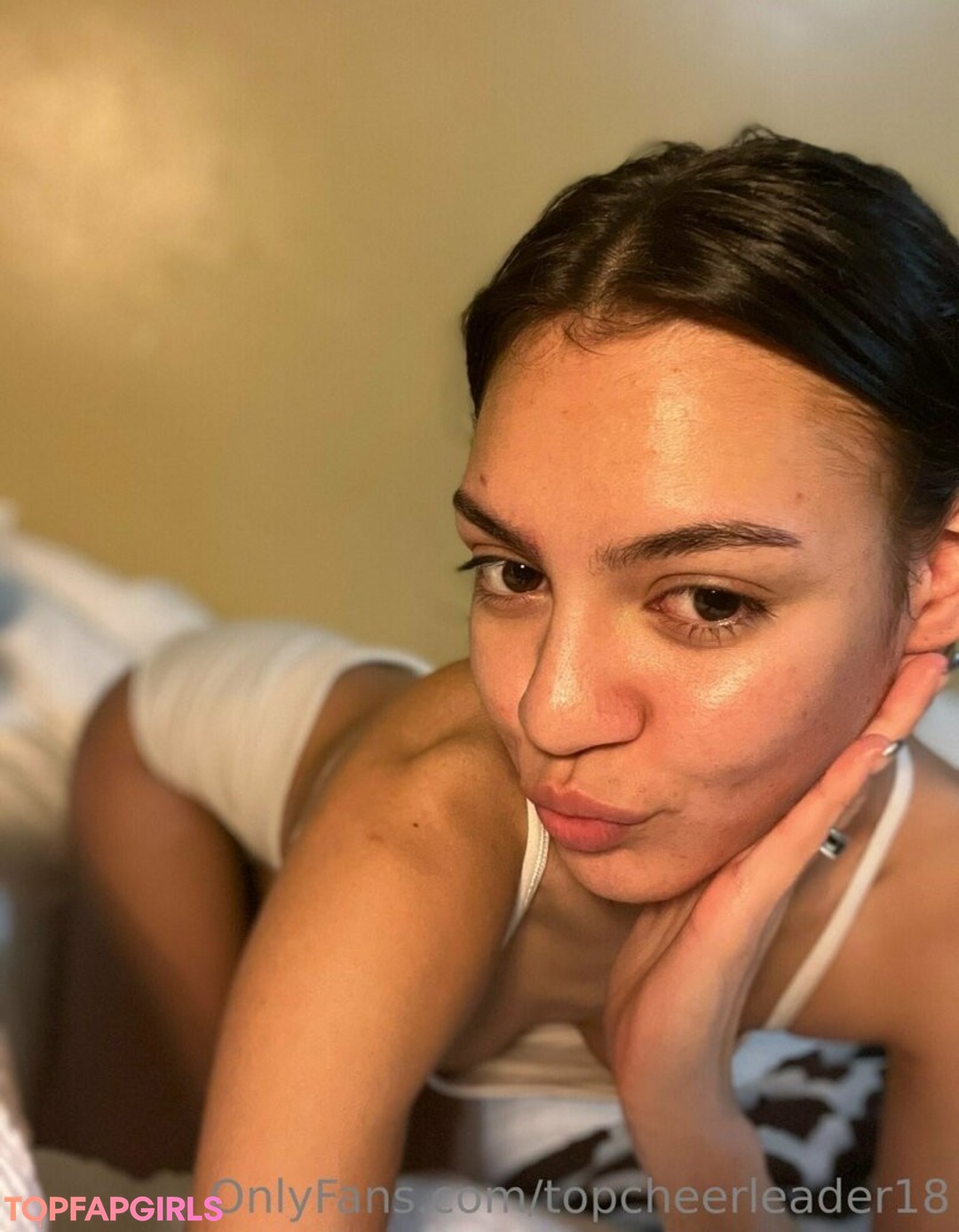 Foto desnuda filtrada de OnlyFans de Topcheerleader18 #143 Foto desnuda filtrada de OnlyFans de Topcheerleader18 #143