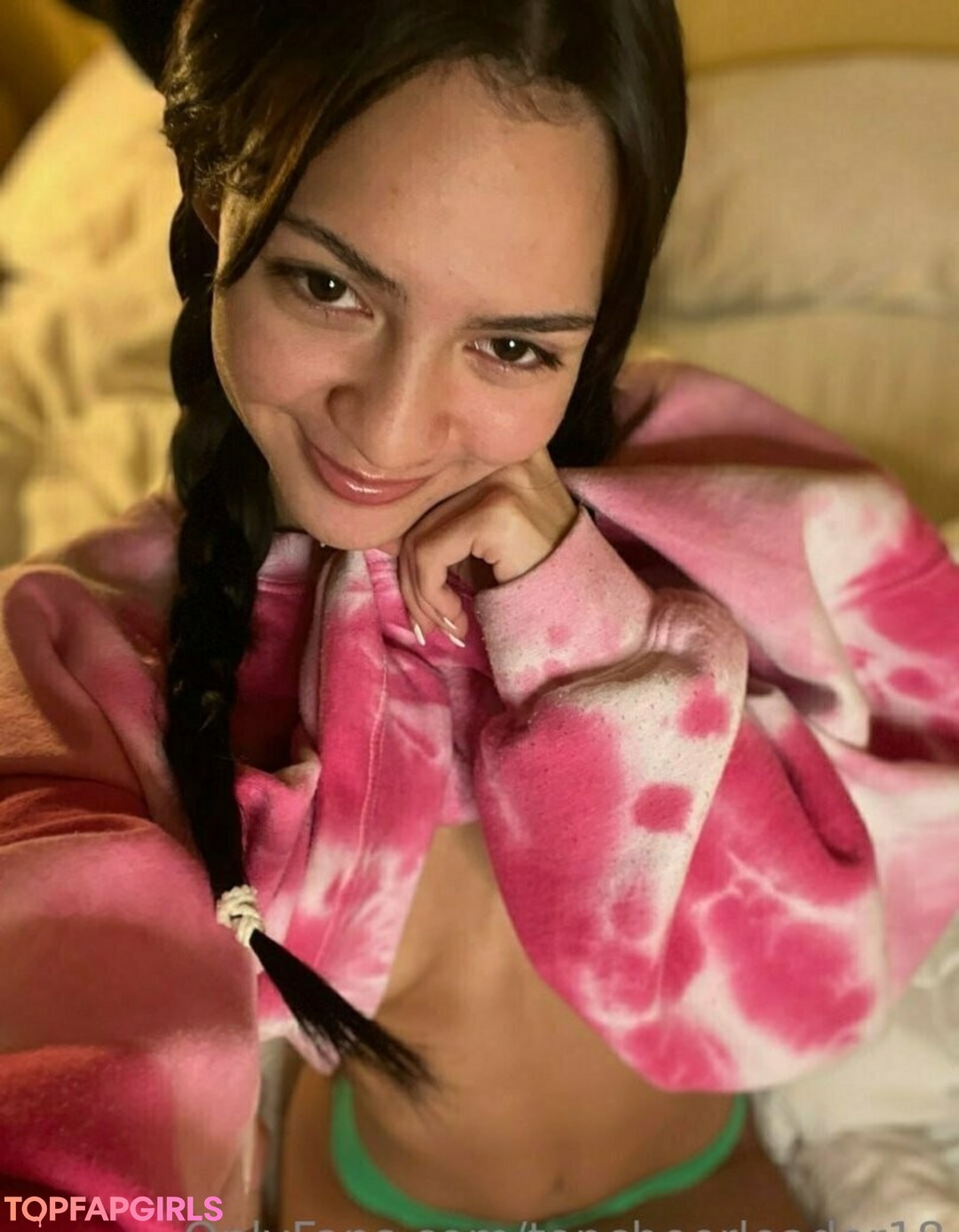 Foto desnuda filtrada de OnlyFans de Topcheerleader18 #315 Foto desnuda filtrada de OnlyFans de Topcheerleader18 #315