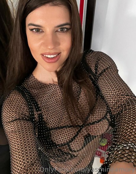 Foto desnuda filtrada de OnlyFans de Yasmineamory