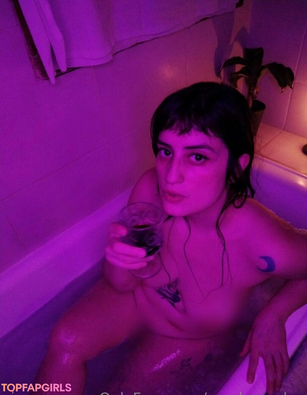 Foto desnuda filtrada de OnlyFans de Candecandys #54 Foto desnuda filtrada de OnlyFans de Candecandys #54