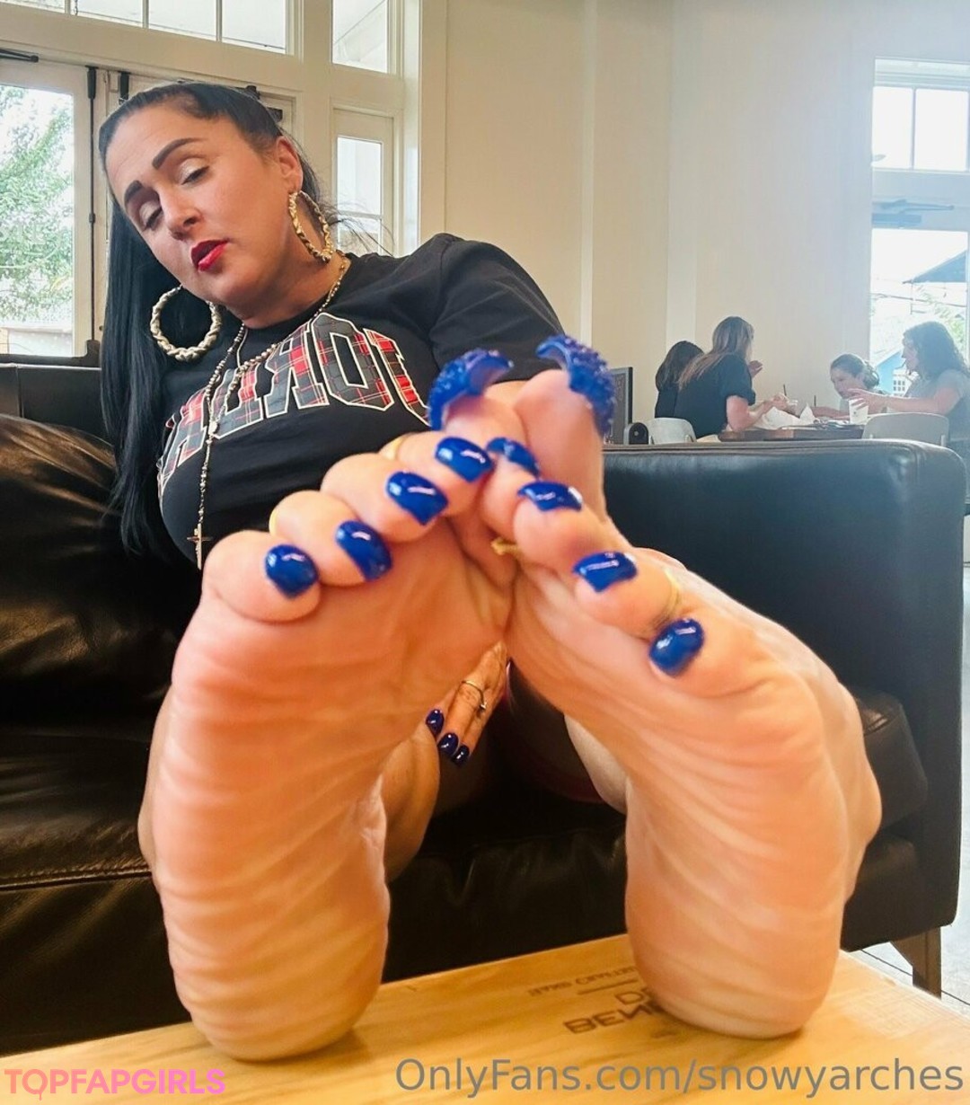 Foto desnuda filtrada de OnlyFans de Snowyarches #136 Foto desnuda filtrada de OnlyFans de Snowyarches #136