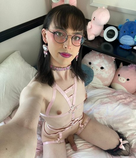 Elie Pink