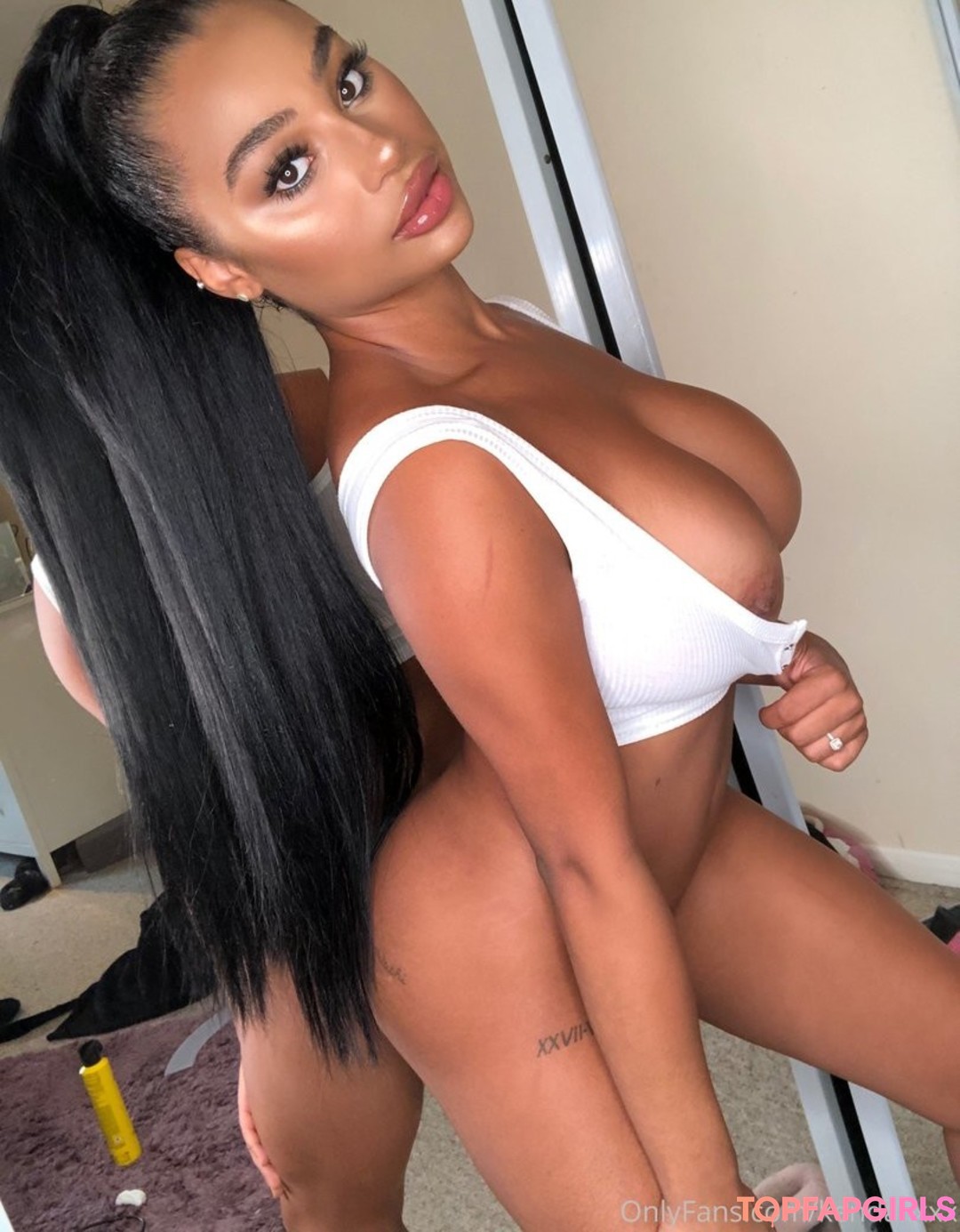 Foto desnuda filtrada de OnlyFans de Kendallxxx #13 Foto desnuda filtrada de OnlyFans de Kendallxxx #13