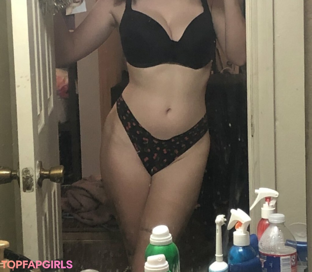 Foto desnuda filtrada de OnlyFans de Megan Bitchell #214 Foto desnuda filtrada de OnlyFans de Megan Bitchell #214