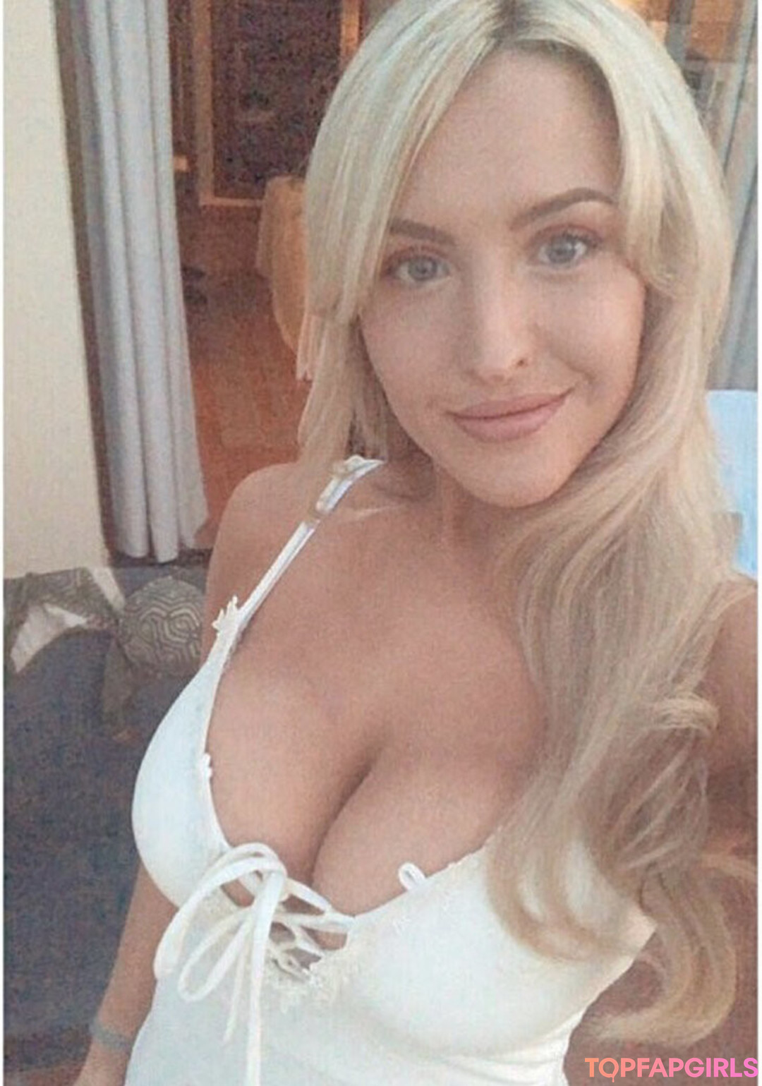 Foto desnuda filtrada de OnlyFans de Emma Jones #154 Foto desnuda filtrada de OnlyFans de Emma Jones #154