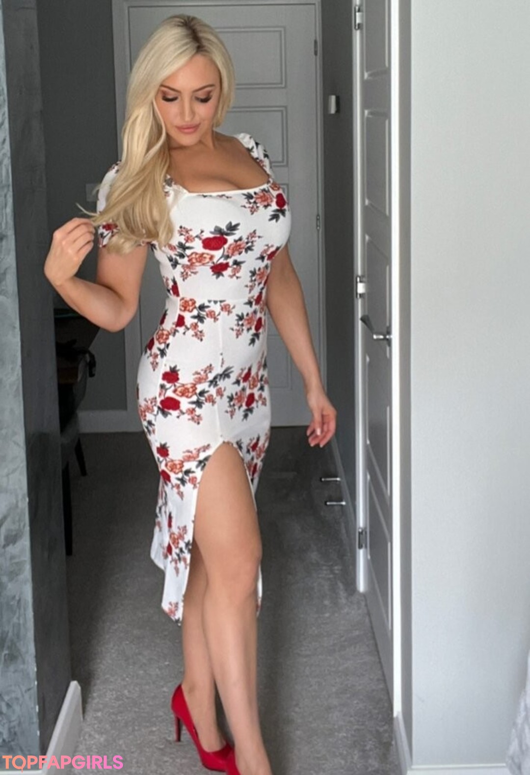 Foto desnuda filtrada de OnlyFans de Emma Jones #172 Foto desnuda filtrada de OnlyFans de Emma Jones #172