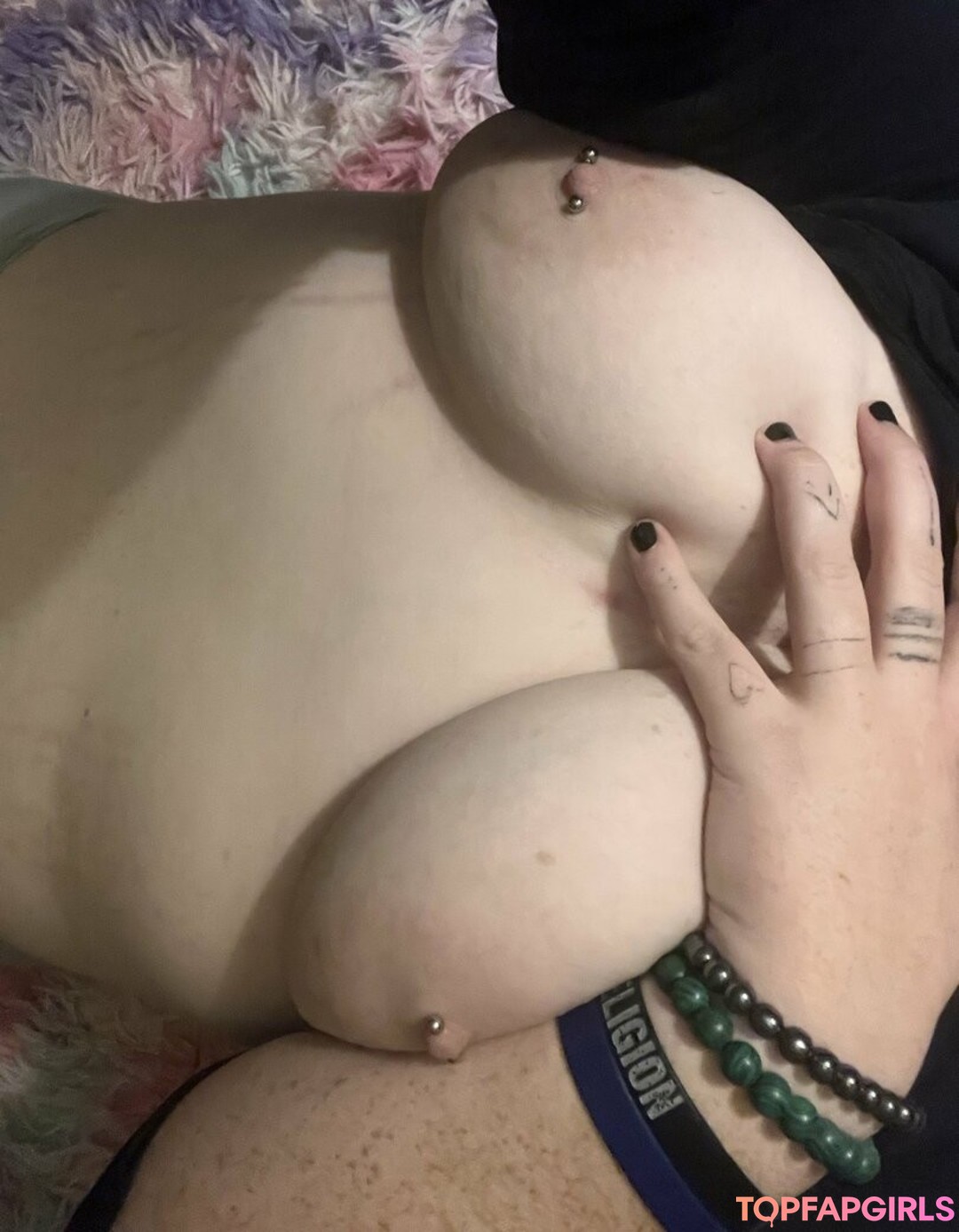Foto desnuda filtrada de OnlyFans de Metalchick112 #4 Foto desnuda filtrada de OnlyFans de Metalchick112 #4
