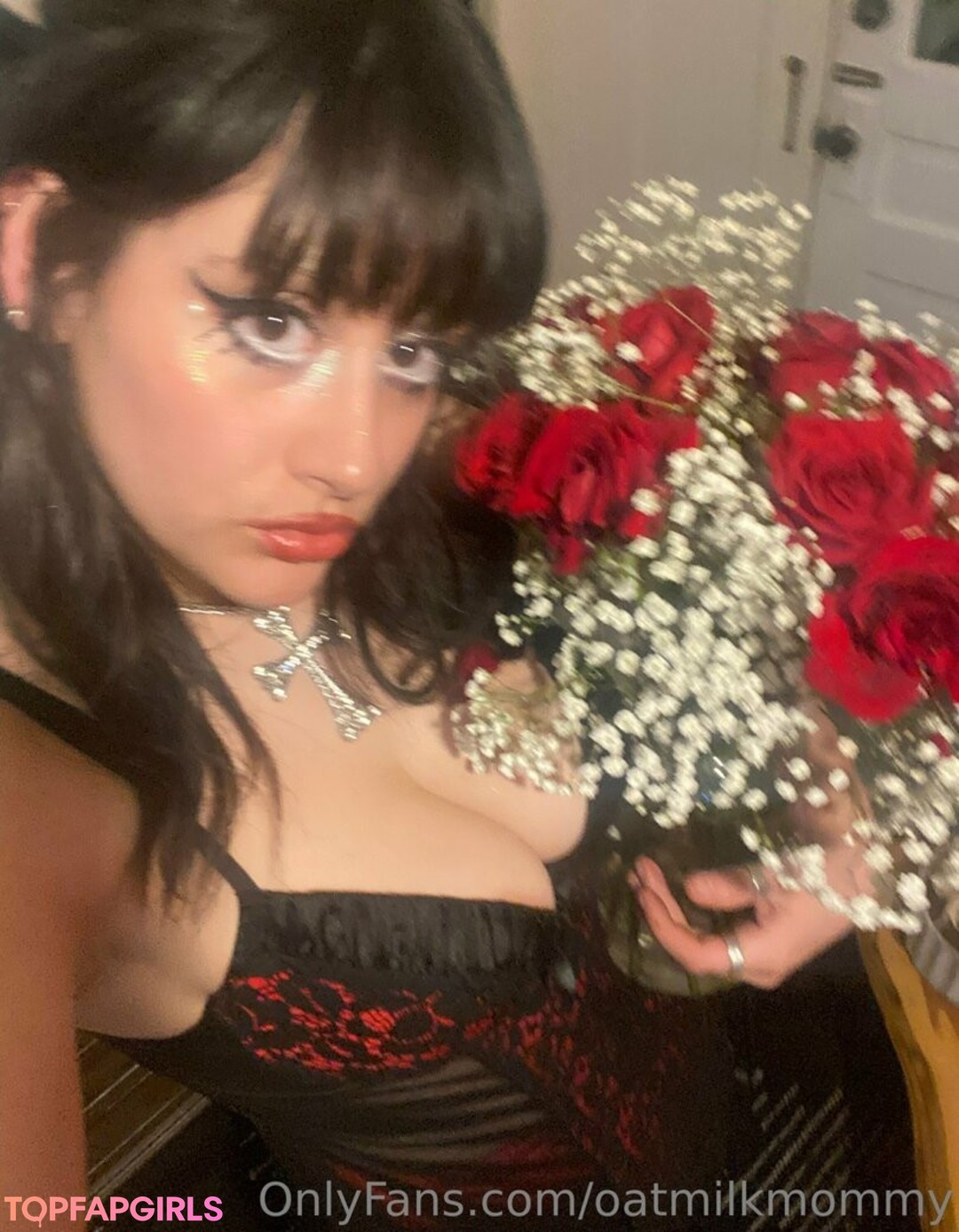 Foto desnuda filtrada de OnlyFans de Oatmilkmommy #262 Foto desnuda filtrada de OnlyFans de Oatmilkmommy #262