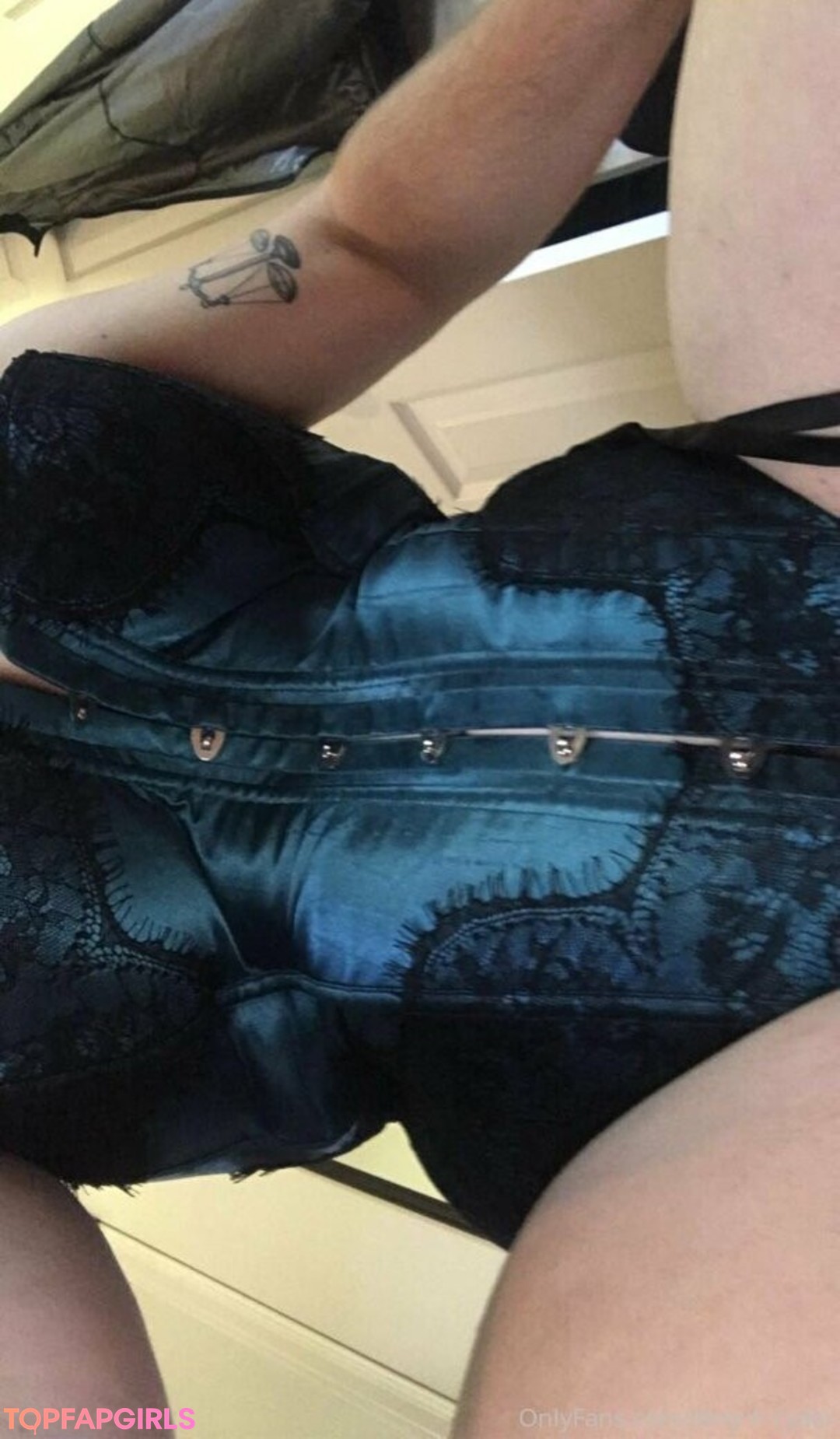 Foto desnuda filtrada de OnlyFans de Dirtynryder #51 Foto desnuda filtrada de OnlyFans de Dirtynryder #51