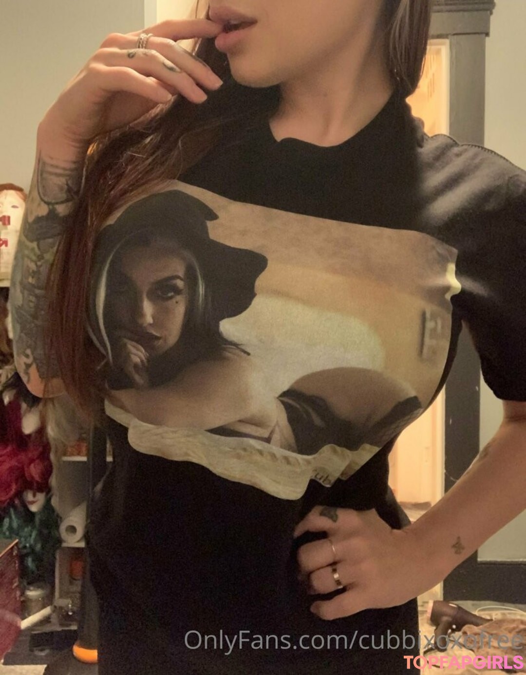 Foto desnuda filtrada de OnlyFans de Cubbixoxofree #47 Foto desnuda filtrada de OnlyFans de Cubbixoxofree #47