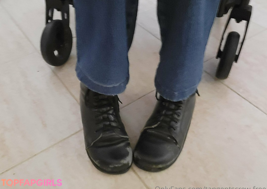 Foto desnuda filtrada de OnlyFans de Tangentscrewfree #46 Foto desnuda filtrada de OnlyFans de Tangentscrewfree #46