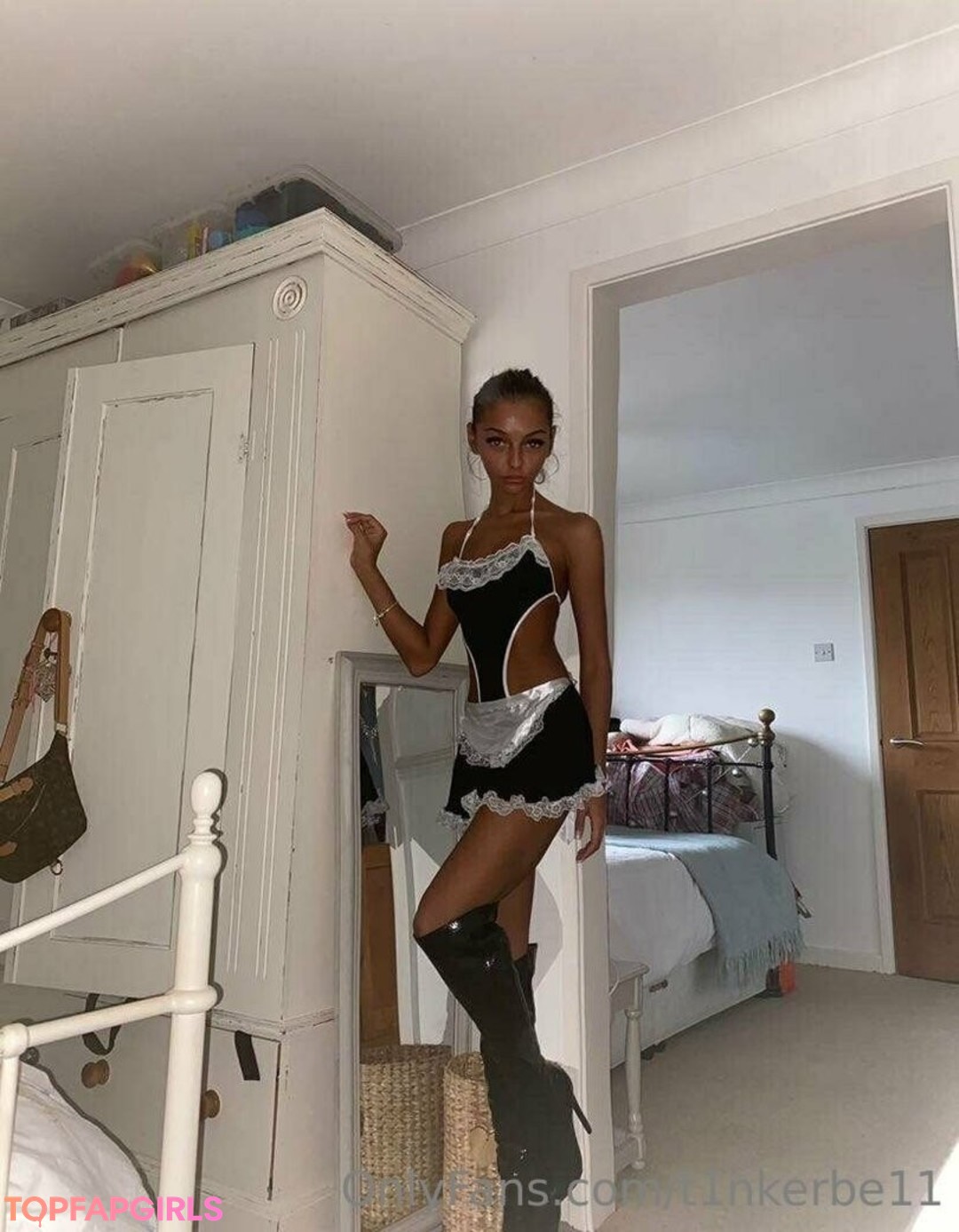 Foto desnuda filtrada de OnlyFans de Tinkerbell230 #9 Foto desnuda filtrada de OnlyFans de Tinkerbell230 #9