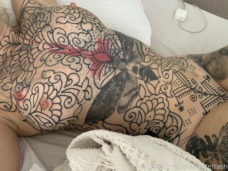Foto desnuda filtrada de OnlyFans de Feralwhitetrash