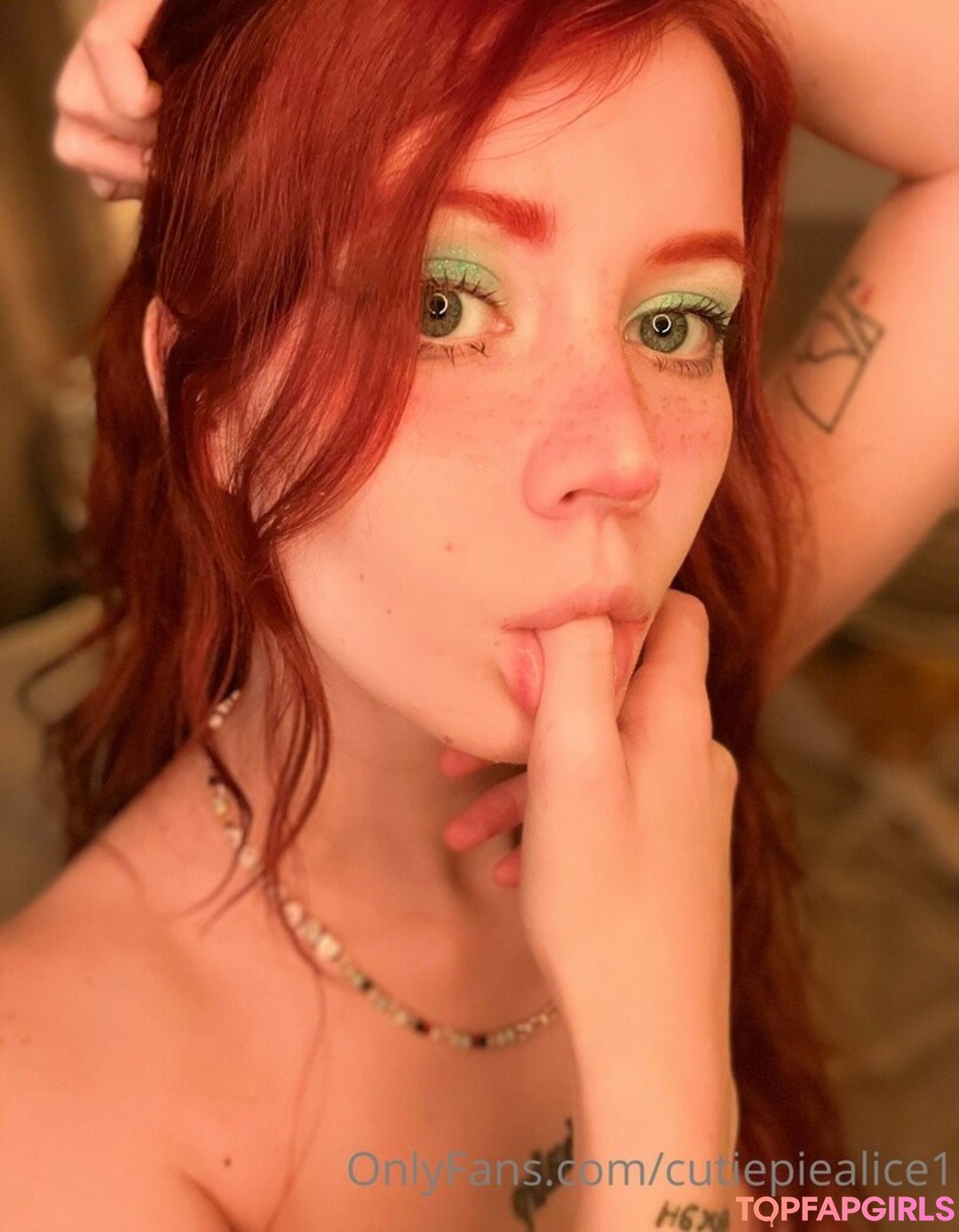 Foto desnuda filtrada de OnlyFans de Cutiepie Alice #194 Foto desnuda filtrada de OnlyFans de Cutiepie Alice #194