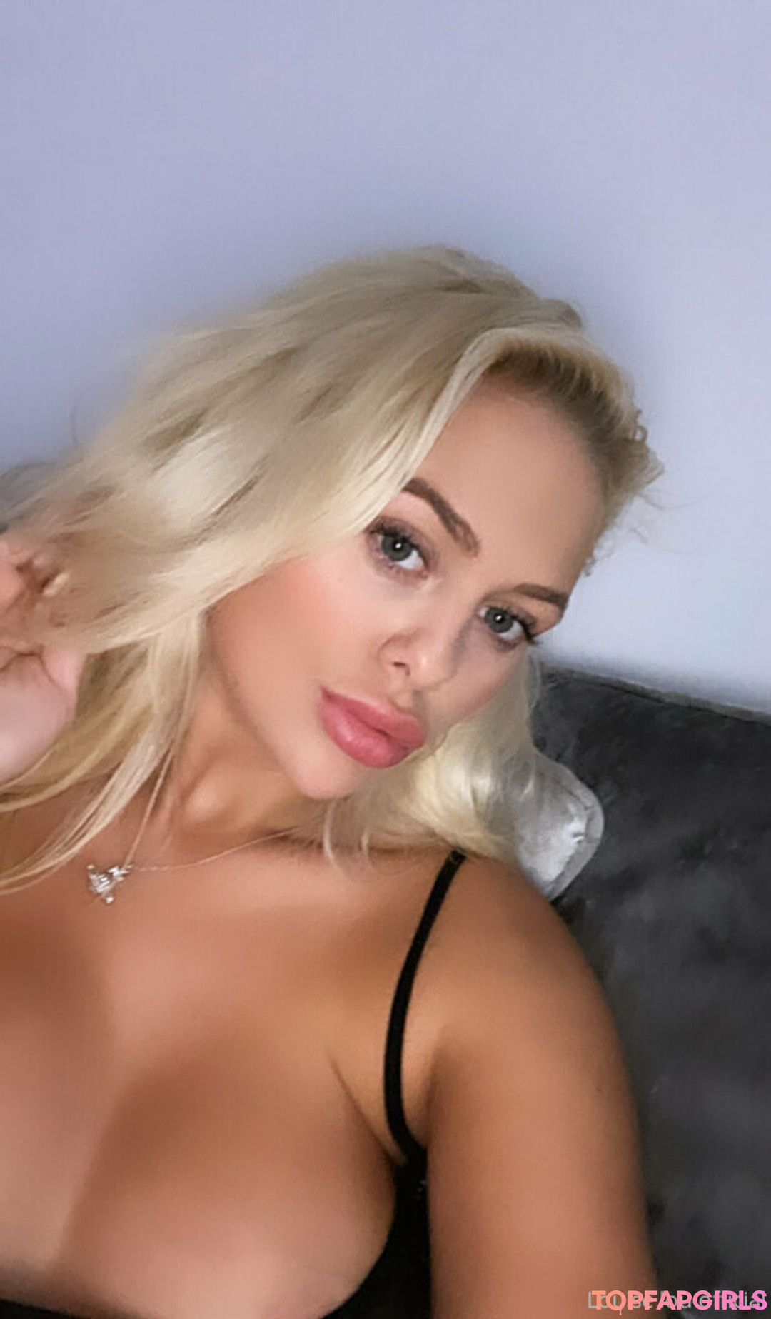 Foto desnuda filtrada de OnlyFans de Louiselou #1454