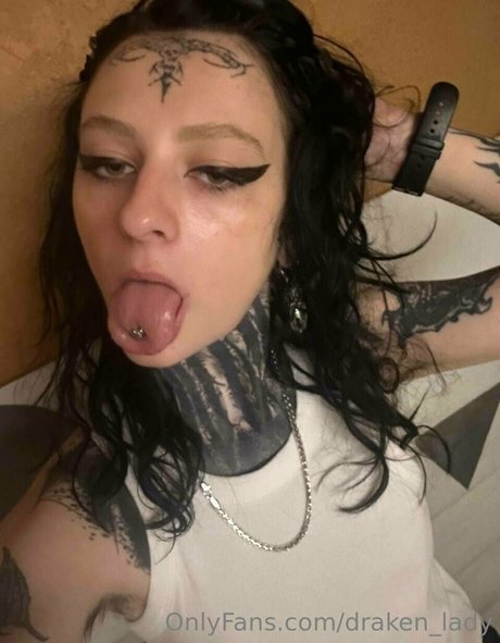 Foto desnuda filtrada de OnlyFans de Drakenlady