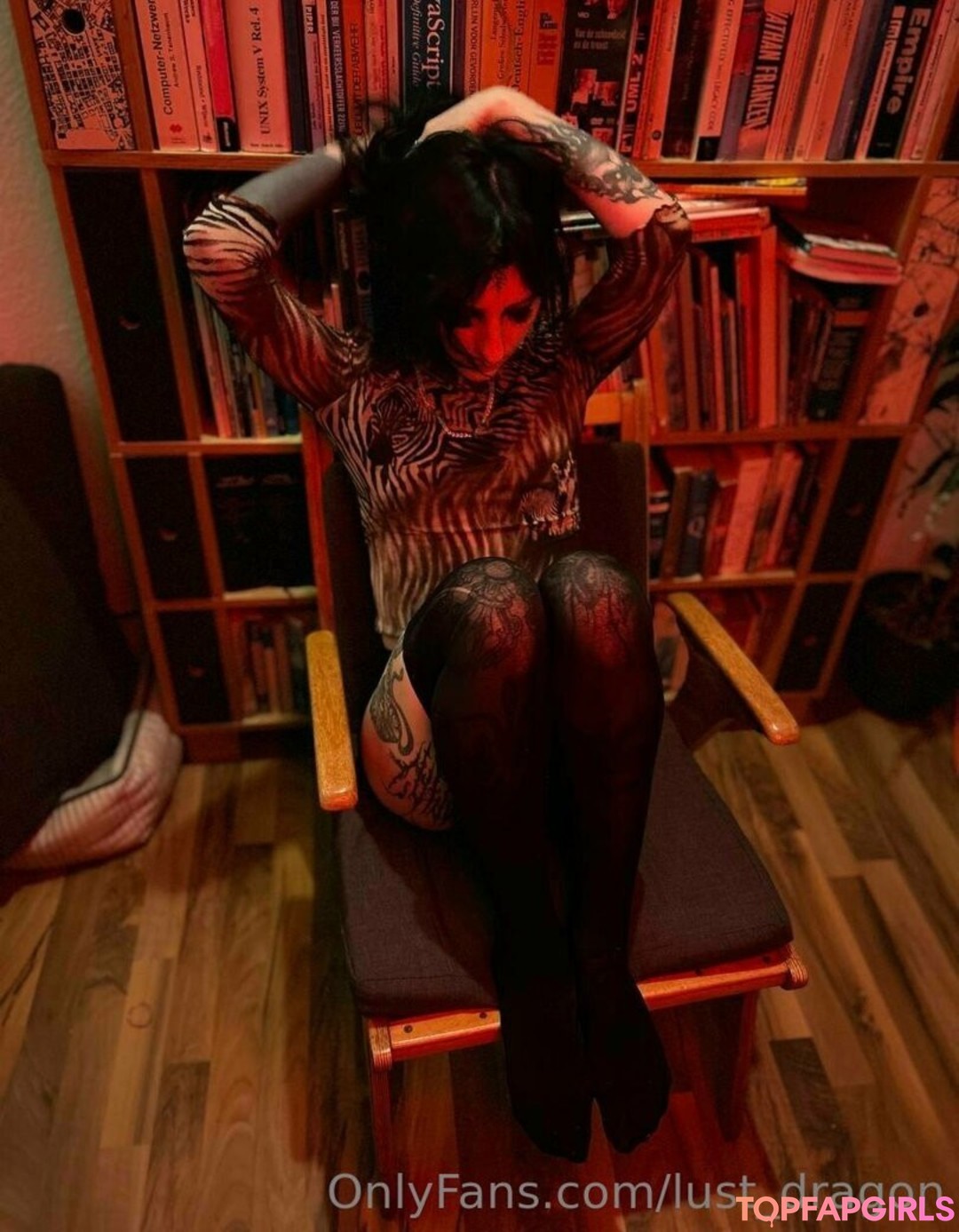 Foto desnuda filtrada de OnlyFans de Drakenlady #107 Foto desnuda filtrada de OnlyFans de Drakenlady #107