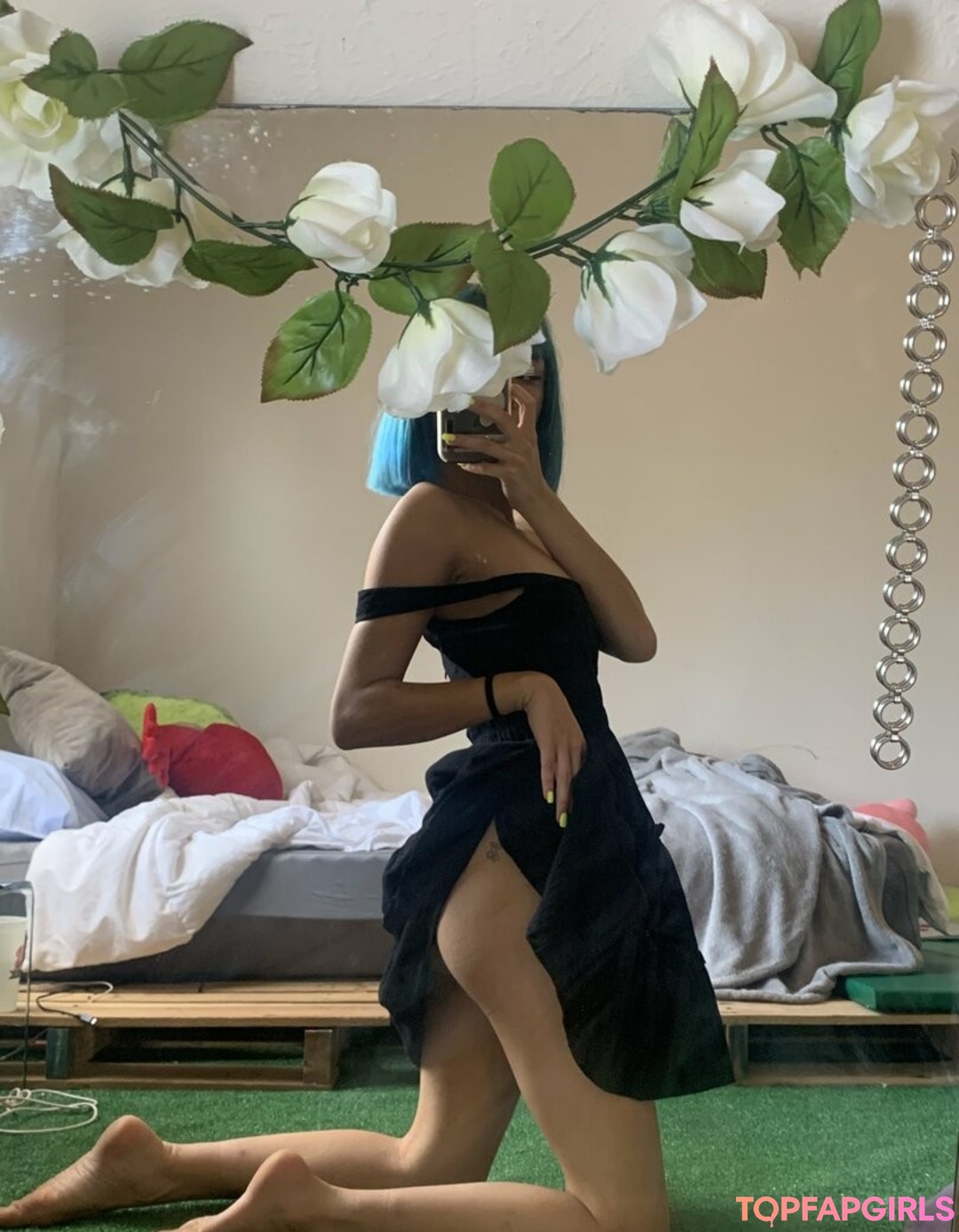 Foto desnuda filtrada de OnlyFans de Thisbicthdied #204 Foto desnuda filtrada de OnlyFans de Thisbicthdied #204