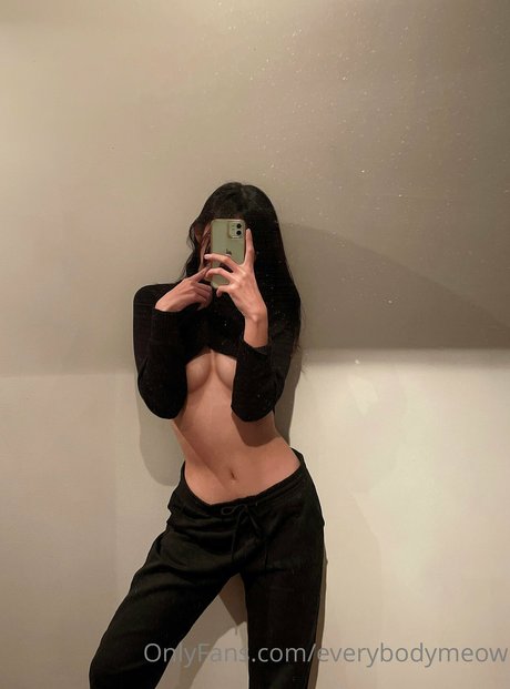 Foto desnuda filtrada de OnlyFans de Lilsquirtz