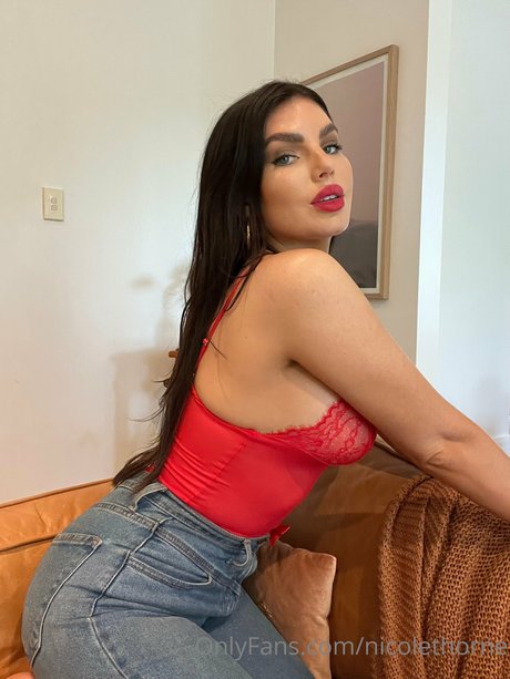 Nicole Thorne