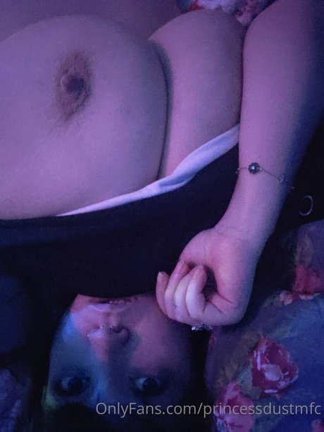 Foto desnuda filtrada de OnlyFans de Princess Dust