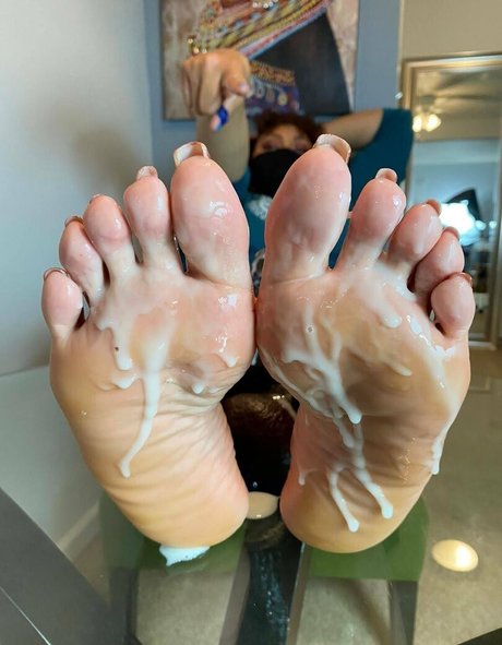 THEDCFOOTQUEEN