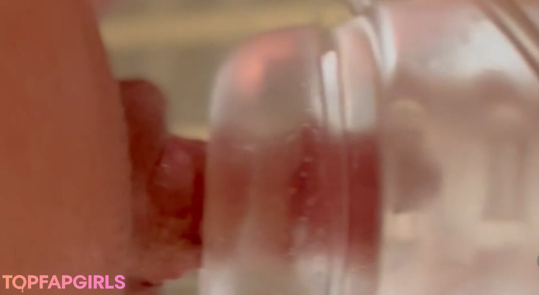 Foto desnuda filtrada de OnlyFans de Pandoras Clit #25 Foto desnuda filtrada de OnlyFans de Pandoras Clit #25