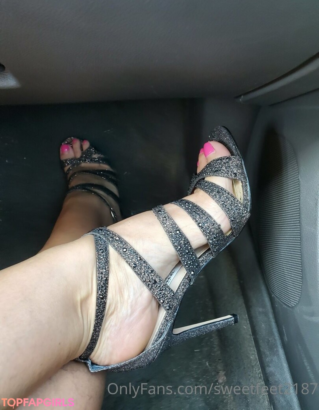 Foto desnuda filtrada de OnlyFans de Sweetfeet2187 #79 Foto desnuda filtrada de OnlyFans de Sweetfeet2187 #79