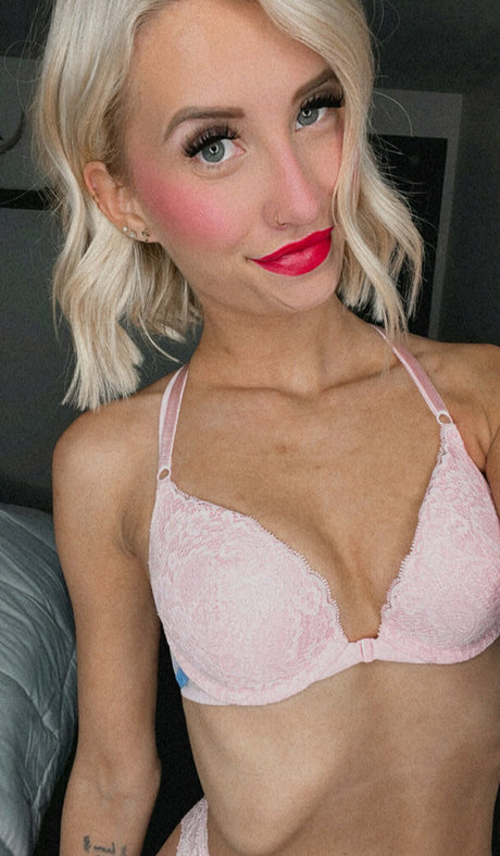Aria Adams