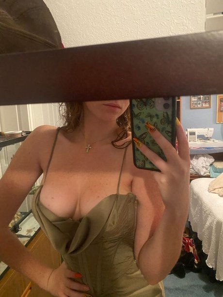 Foto desnuda filtrada de OnlyFans de Ashley Suarez