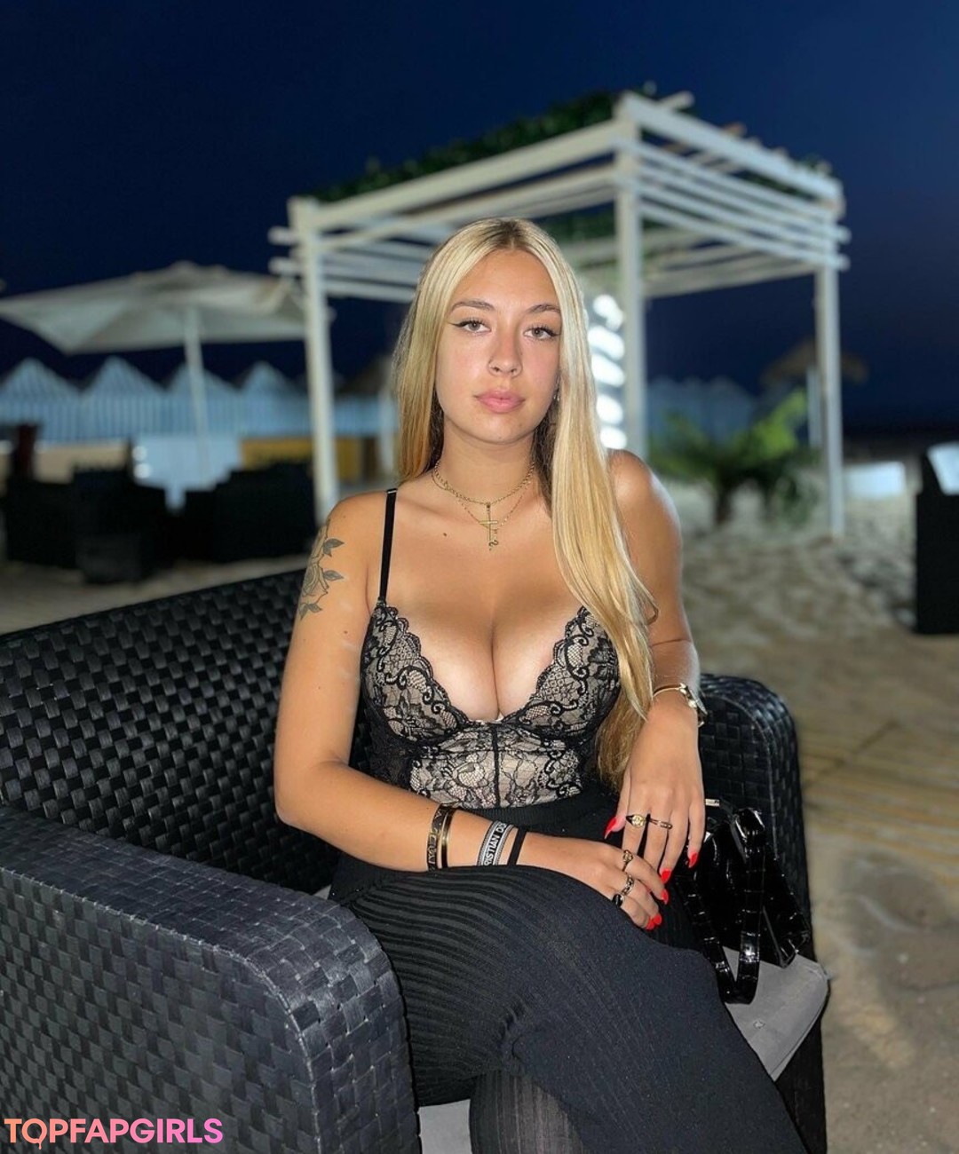 Foto desnuda filtrada de OnlyFans de Rafaela Moutinho #20 Foto desnuda filtrada de OnlyFans de Rafaela Moutinho #20