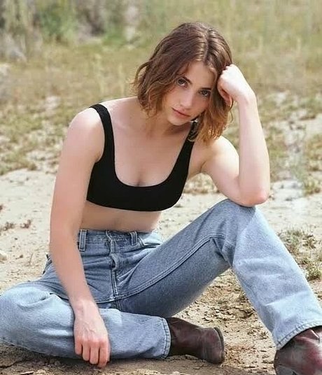 Foto desnuda filtrada de OnlyFans de Emily Rudd