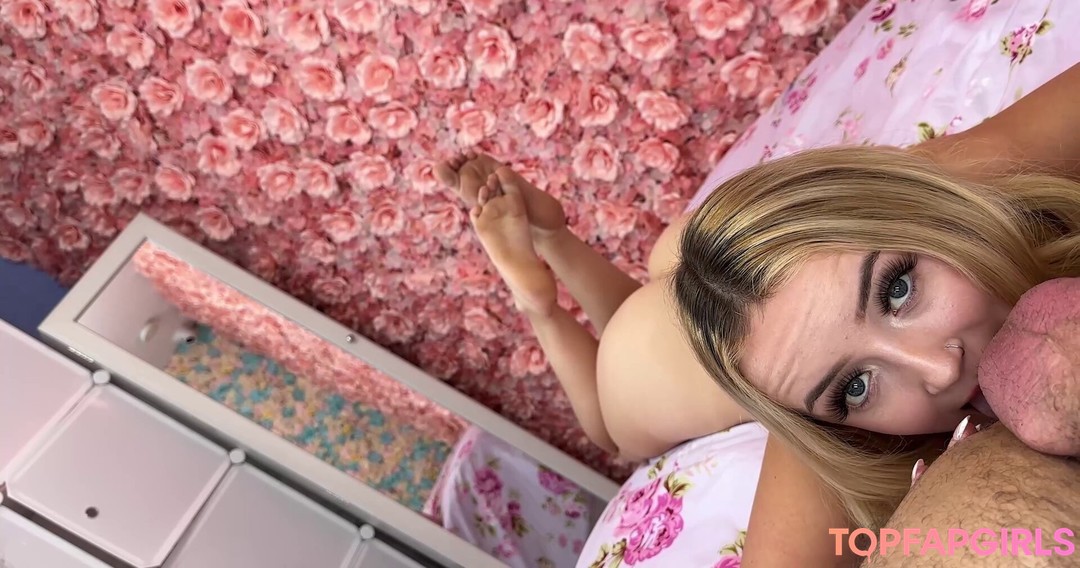 Foto desnuda filtrada de OnlyFans de Maria Kazi #7 Foto desnuda filtrada de OnlyFans de Maria Kazi #7