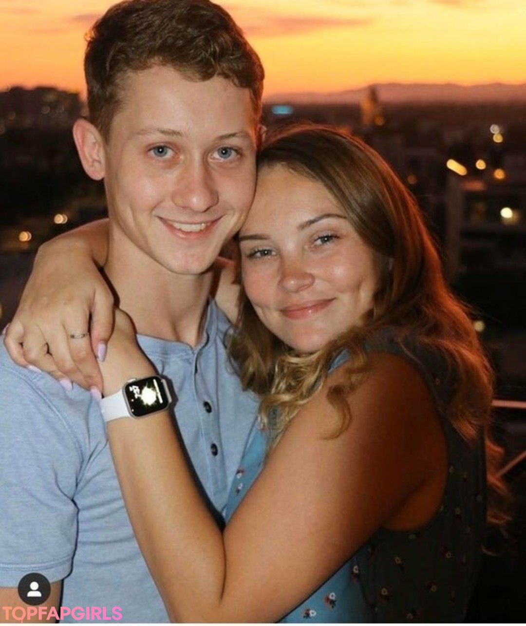 Foto desnuda filtrada de OnlyFans de Asmr Darling #100 Foto desnuda filtrada de OnlyFans de Asmr Darling #100