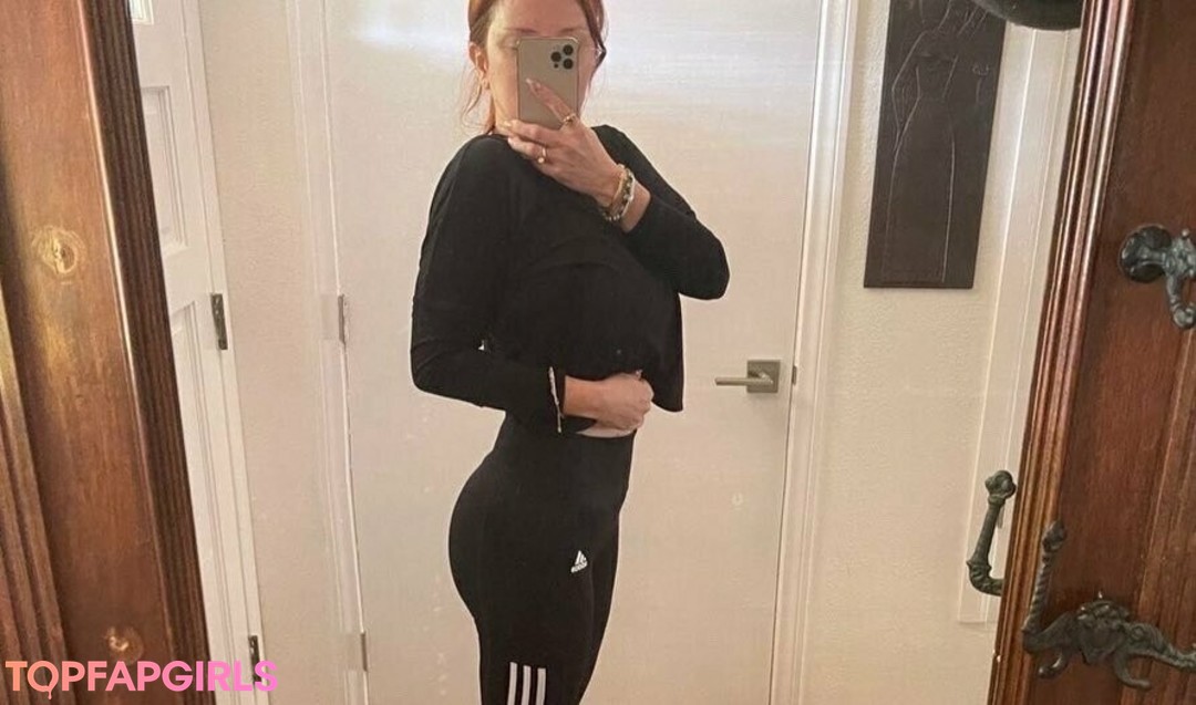 Foto desnuda filtrada de OnlyFans de Tamarasuethorne #154 Foto desnuda filtrada de OnlyFans de Tamarasuethorne #154