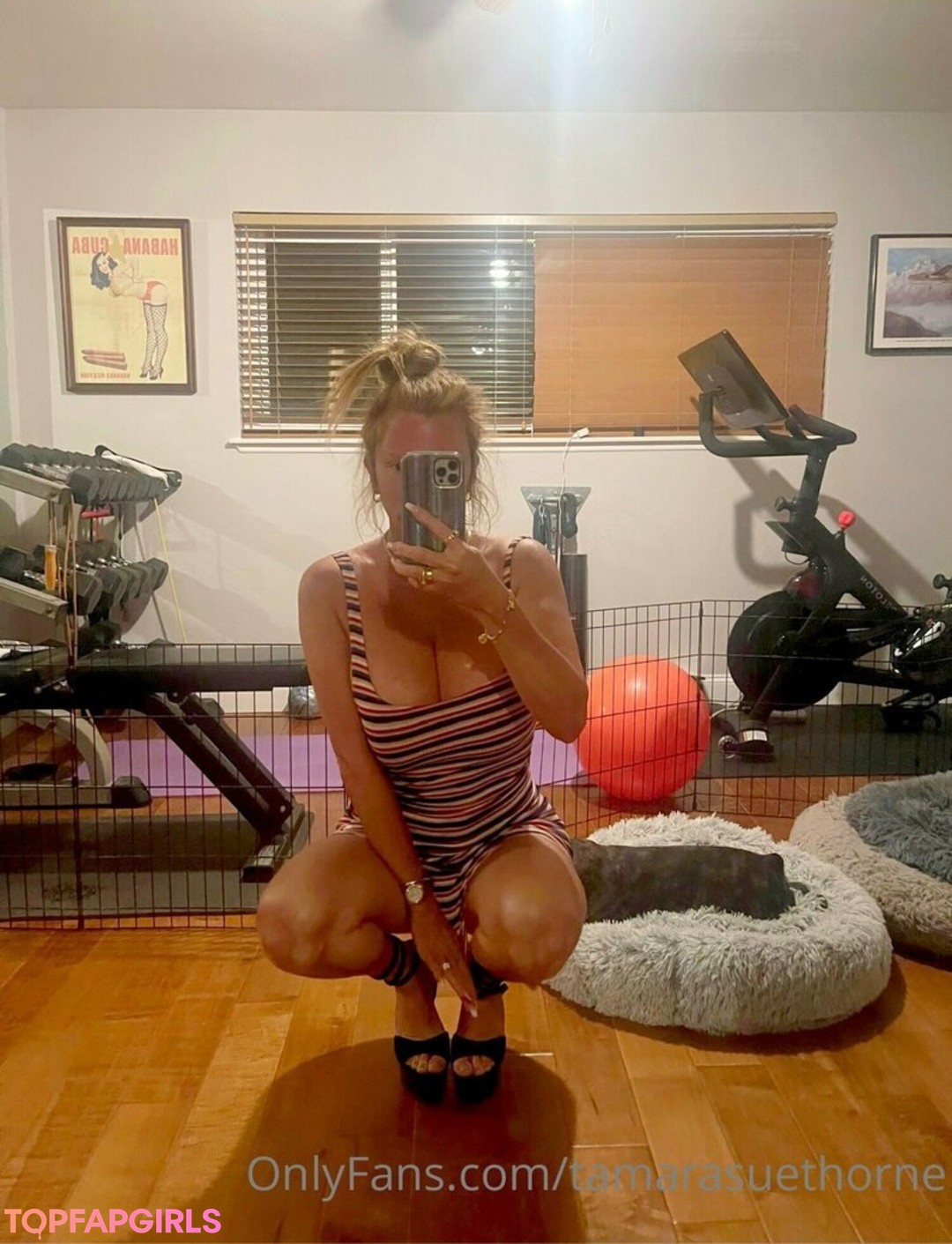 Foto desnuda filtrada de OnlyFans de Tamarasuethorne #60 Foto desnuda filtrada de OnlyFans de Tamarasuethorne #60