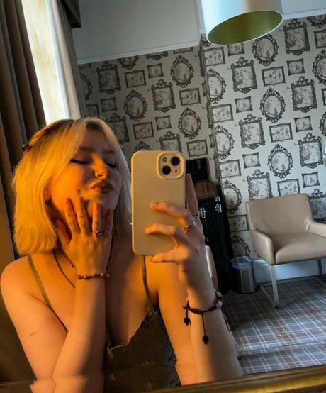 Foto desnuda filtrada de OnlyFans de Mae3