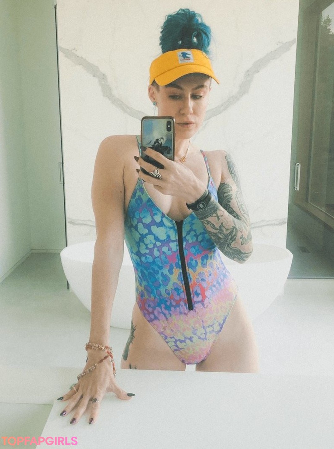 Foto desnuda filtrada de OnlyFans de Comicbookgirl19 #150 Foto desnuda filtrada de OnlyFans de Comicbookgirl19 #150