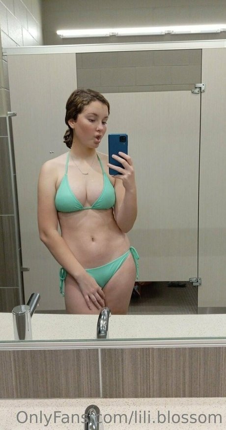 Foto desnuda filtrada de OnlyFans de Liliblossom